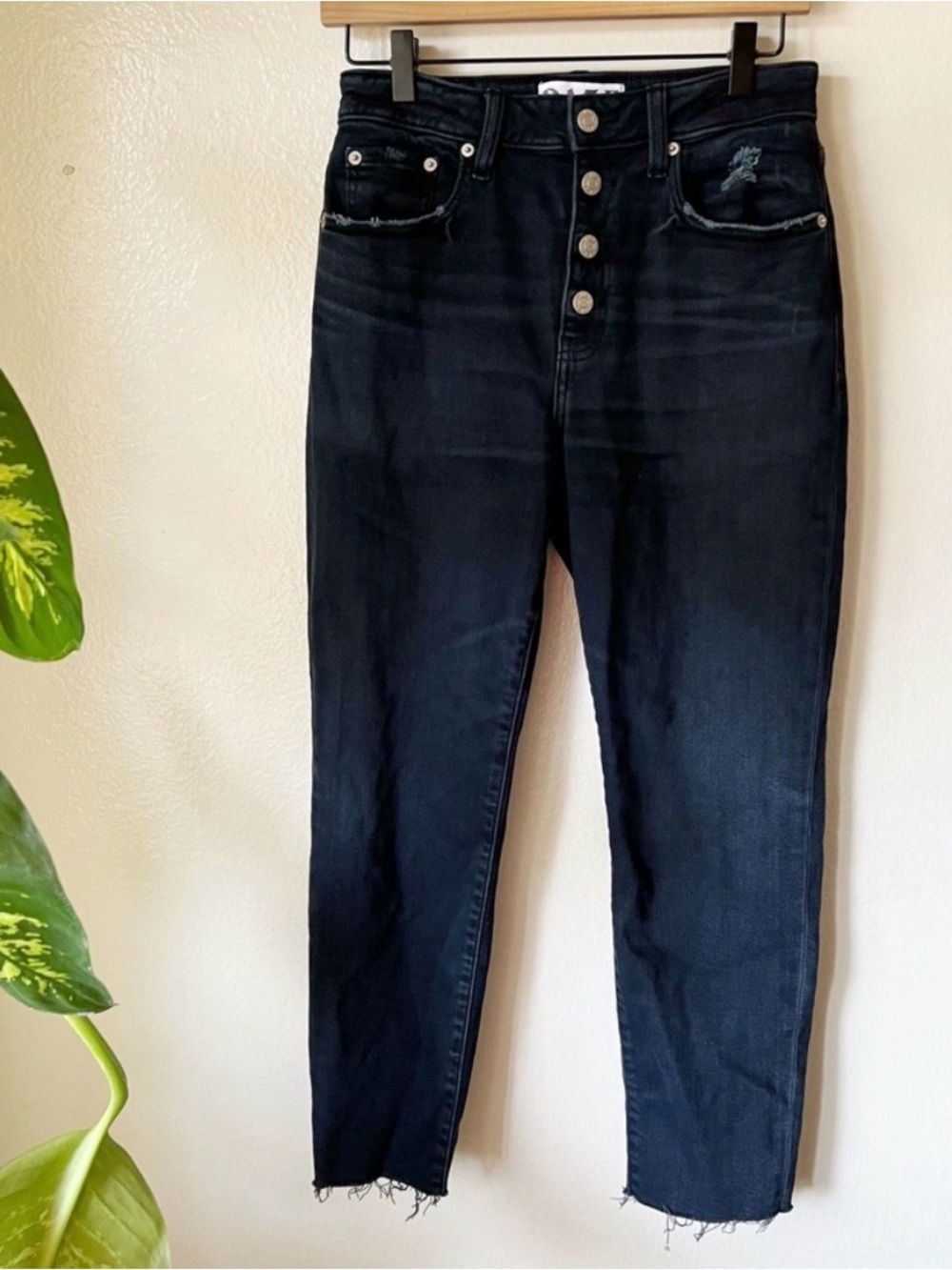 Daze | The Original Raw Hem High Rise Mom Jeans